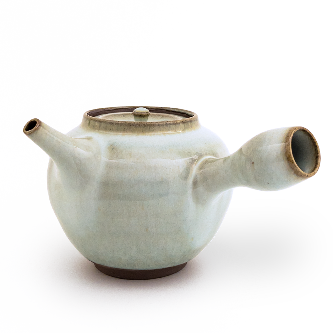 PekoeTea Edinburgh website product image for hand made japanese kyusu kasama potters shinya take tobo white glaze large teapot